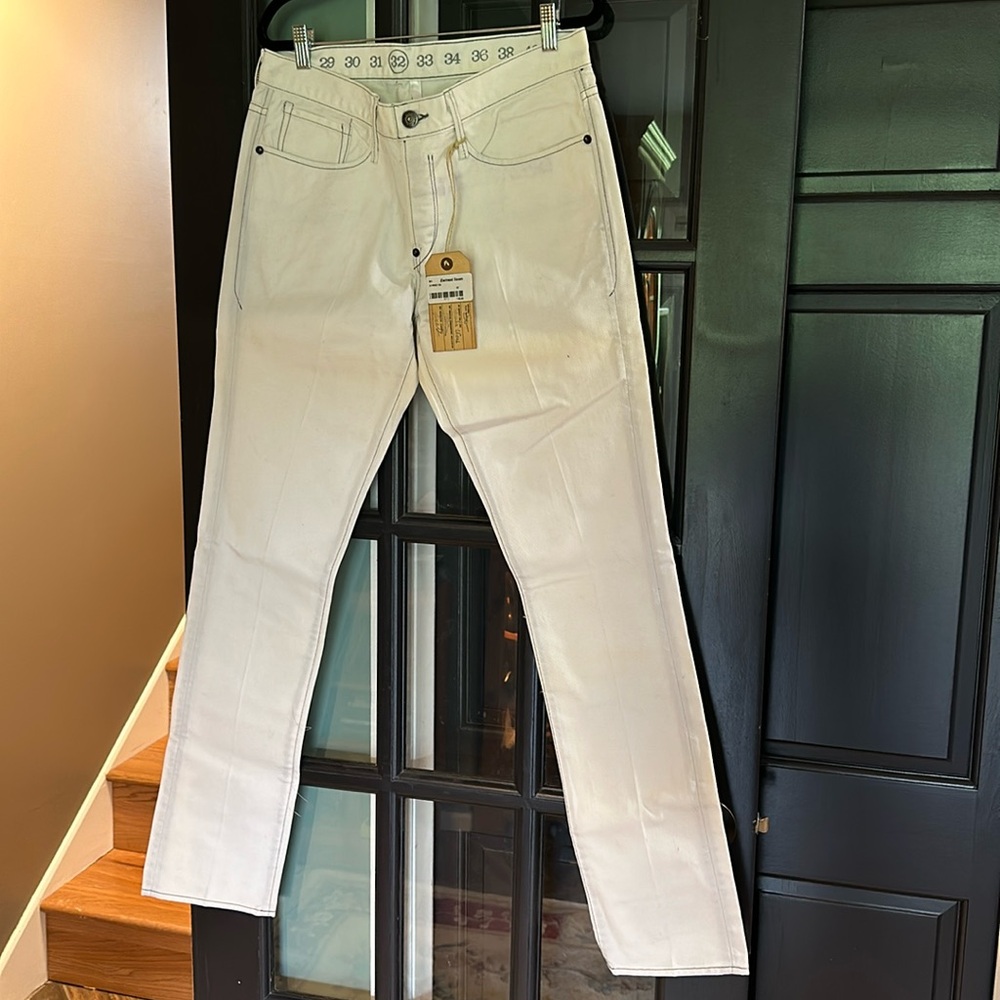 Earnest Sewn ivory men’s jeans 32x34